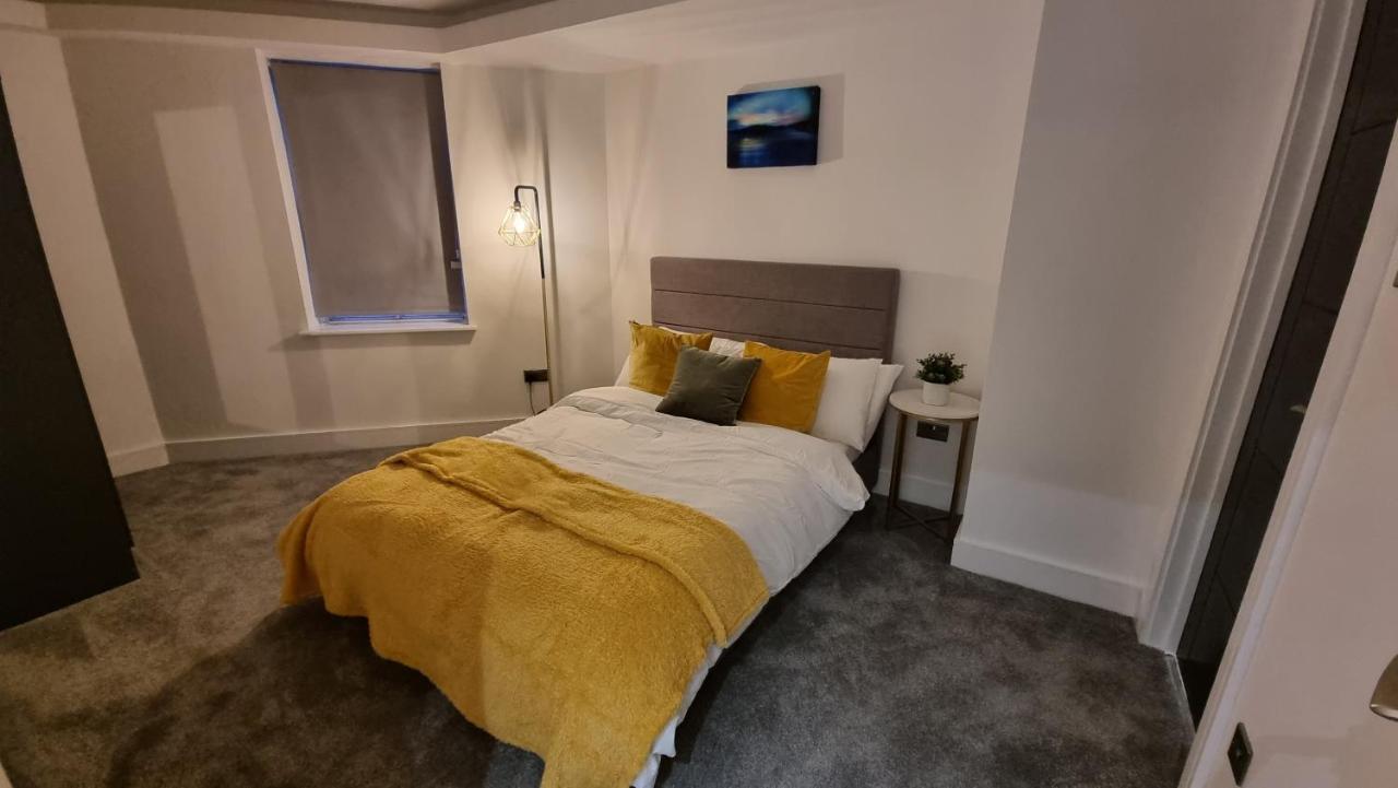 George House Newbury Luxury Apartments מראה חיצוני תמונה
