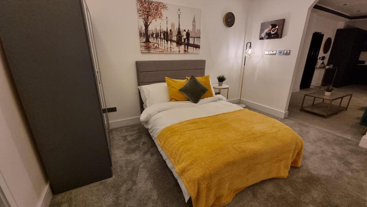 George House Newbury Luxury Apartments מראה חיצוני תמונה
