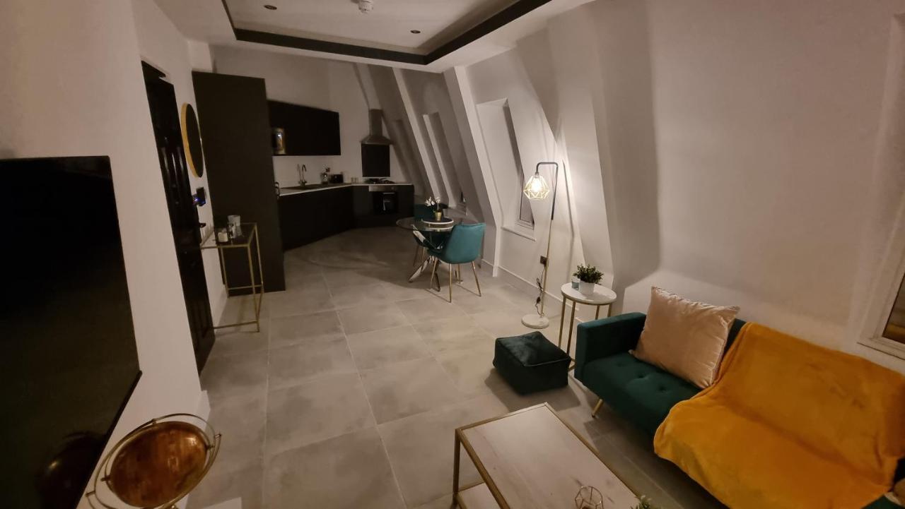 George House Newbury Luxury Apartments מראה חיצוני תמונה