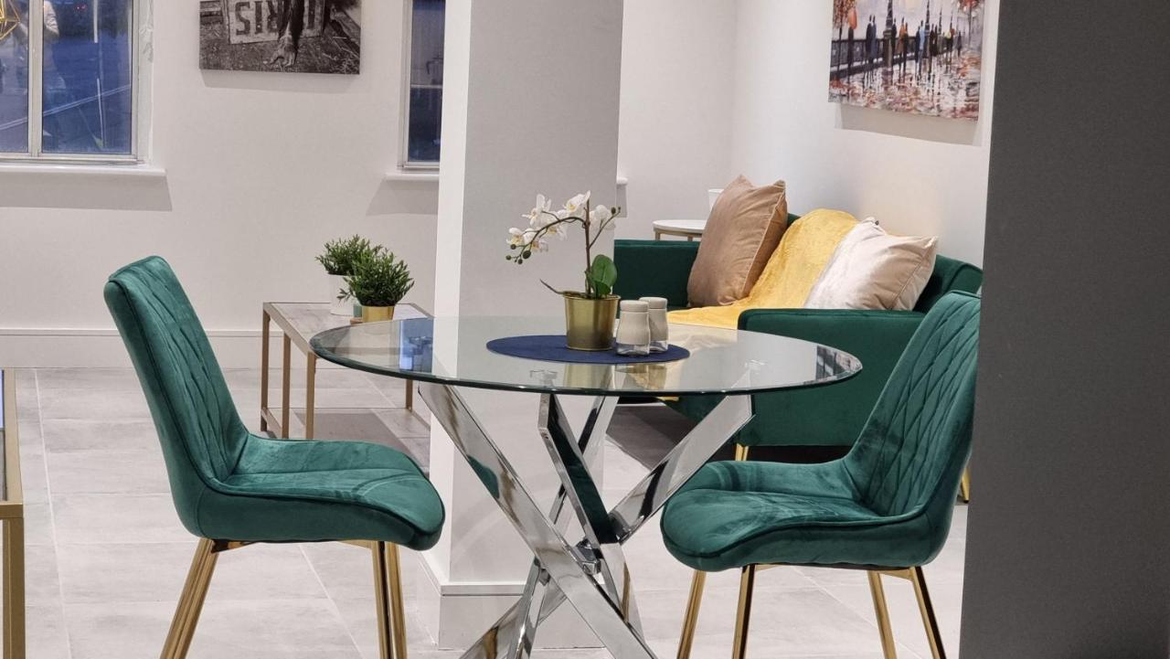 George House Newbury Luxury Apartments מראה חיצוני תמונה