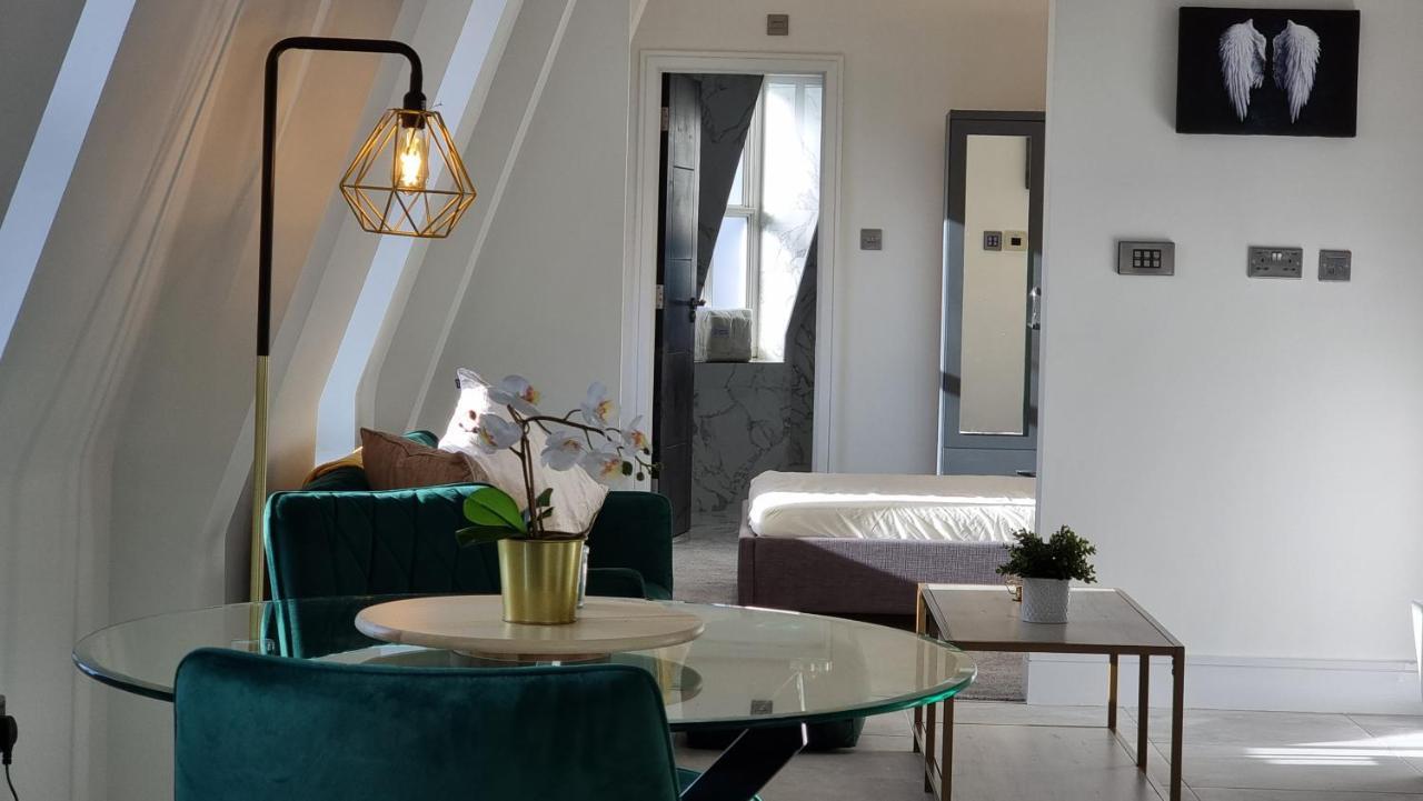 George House Newbury Luxury Apartments מראה חיצוני תמונה