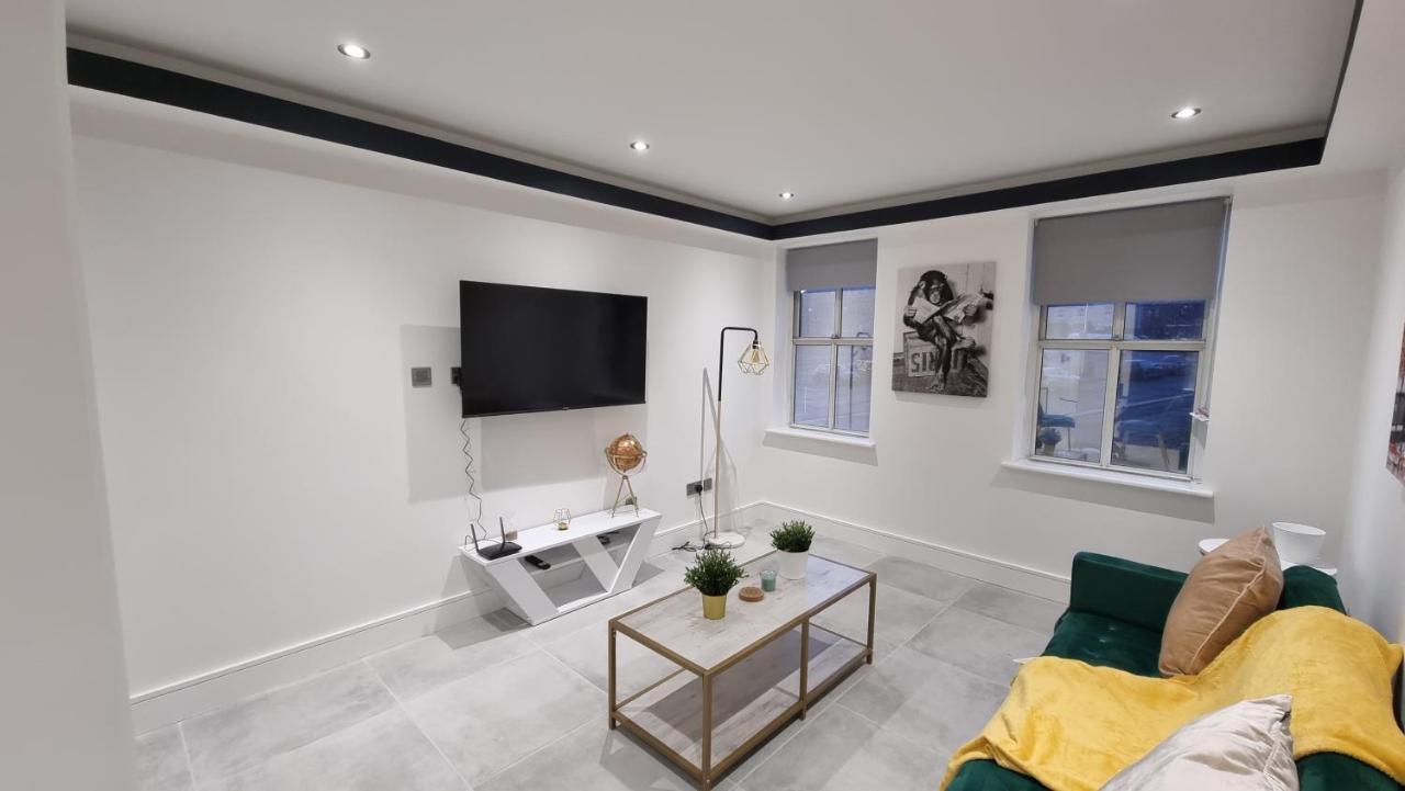 George House Newbury Luxury Apartments מראה חיצוני תמונה