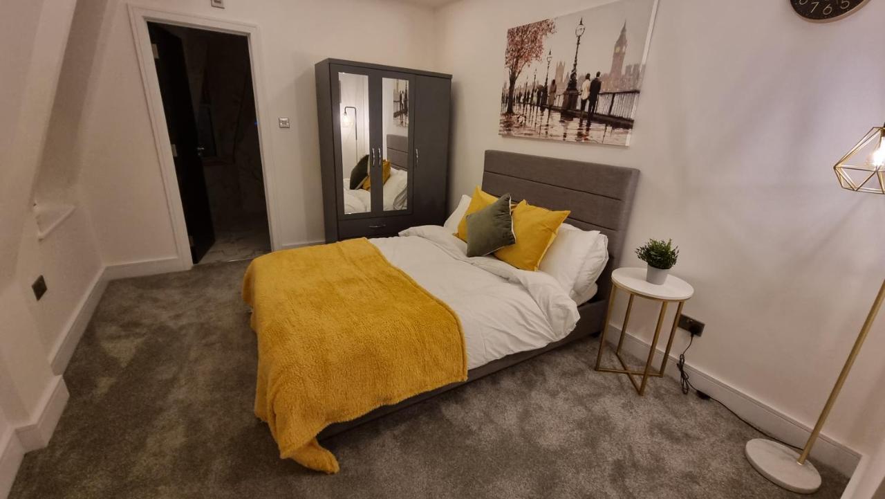 George House Newbury Luxury Apartments מראה חיצוני תמונה